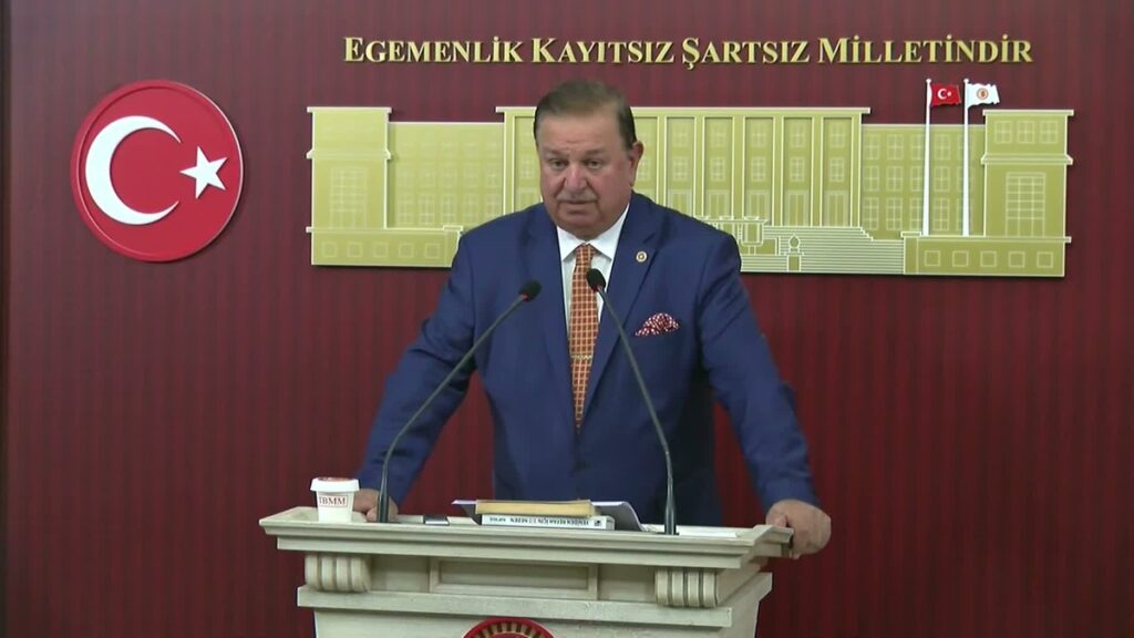 bekin-istifa-iddiasina-117-bin-500-secmenin-fikrini-almadan-hareket-etmem-dedi-Y2J44DUO