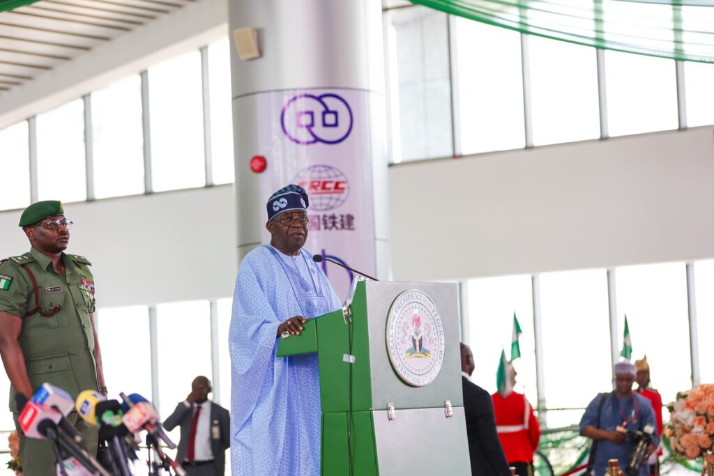 tinubu-ondo-eyaleti-igbokodada-dusen-askeri-ucakta-32-kisinin-oldugunu-dogruladi-t2vhUyQ5